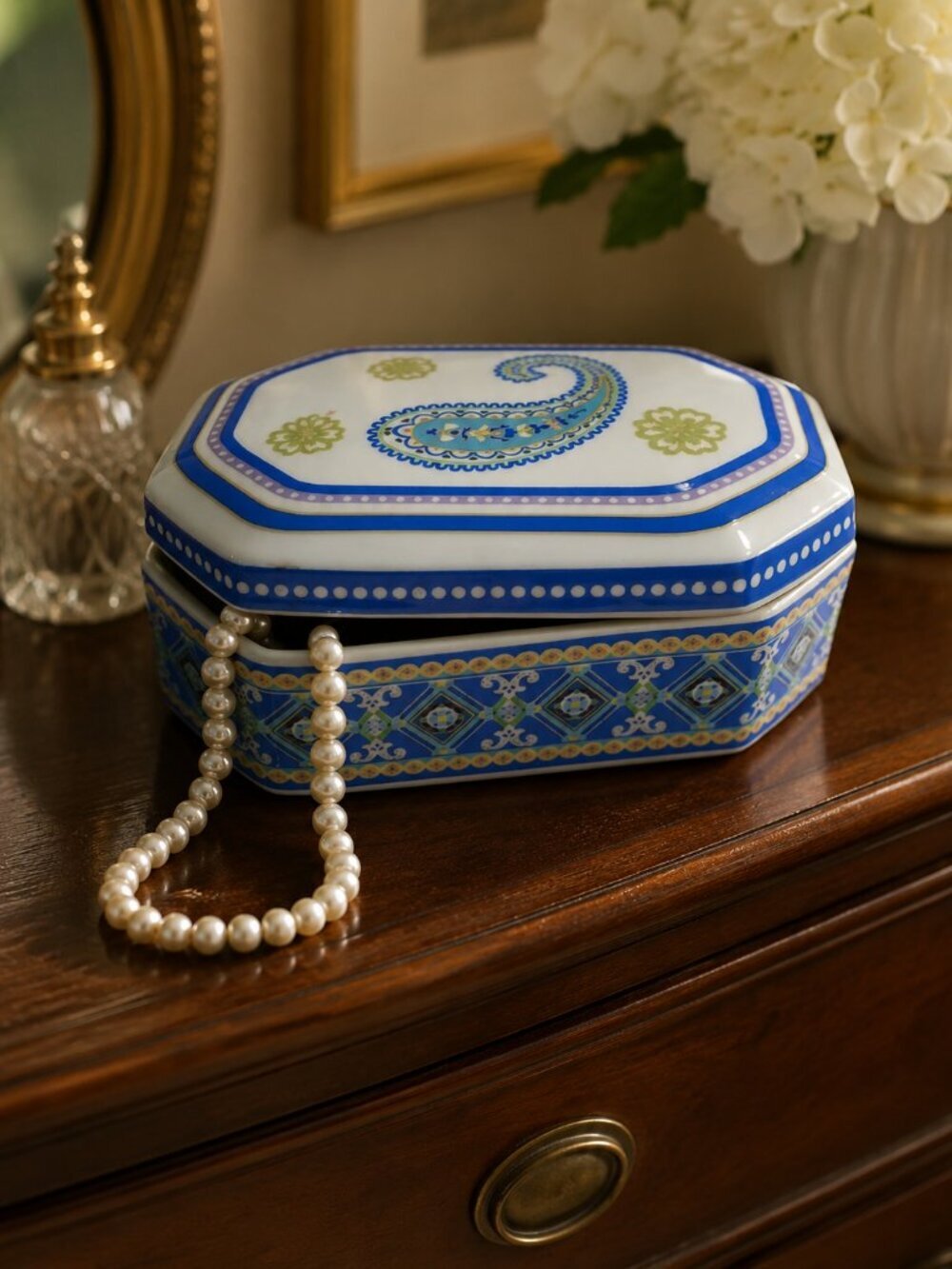 Vintage Vera Bradley ceramic dish Capri blue paisley Andrea by Sadek Jewelry Y2K